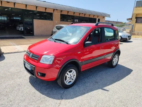 Fiat Panda 1.3 mjt 16v 4x4 - Immagine 1