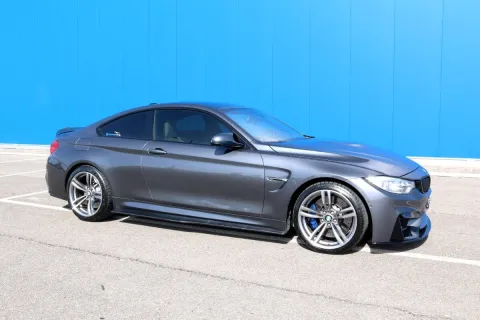 BMW M4 Coupe 3.0 dkg - Immagine 9