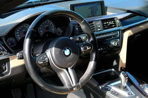 BMW M4 Coupe 3.0 dkg - Immagine 15