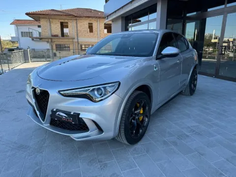 Alfa Romeo Stelvio 2.9 V6 Quadrifoglio Q4 510cv auto - Immagine 1