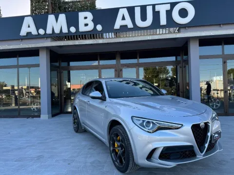 Alfa Romeo Stelvio 2.9 V6 Quadrifoglio Q4 510cv auto - Immagine 3