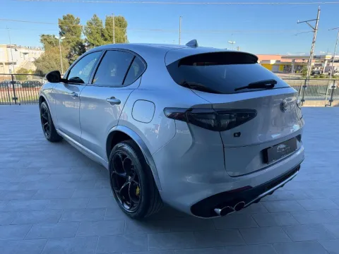 Alfa Romeo Stelvio 2.9 V6 Quadrifoglio Q4 510cv auto - Immagine 4