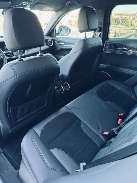Alfa Romeo Stelvio 2.9 V6 Quadrifoglio Q4 510cv auto - Immagine 9