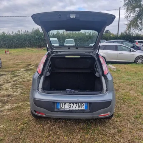 Fiat Punto Evo 5p 1.3 mjt Active s&s 75cv - Immagine 6