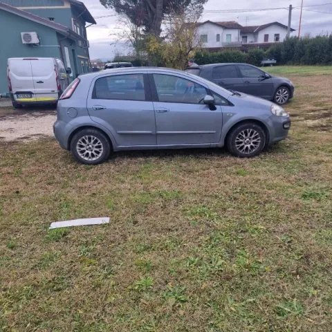 Fiat Punto Evo 5p 1.3 mjt Active s&s 75cv - Immagine 9