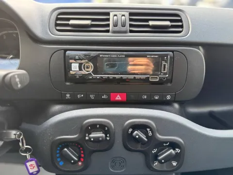 Fiat Panda 1.0 firefly hybrid s&s 70cv 5p.ti - Immagine 11