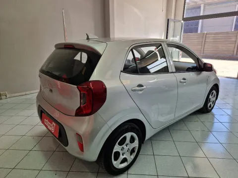 Kia Picanto 1.0 dpi Urban - Immagine 9