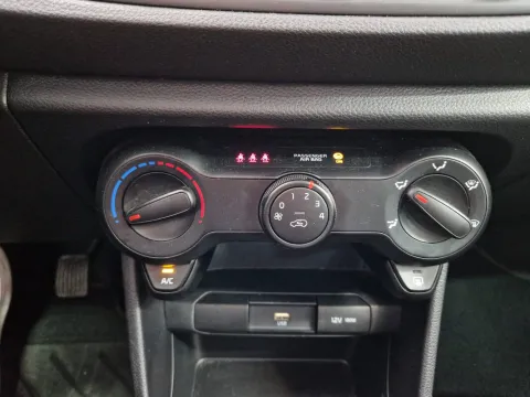 Kia Picanto 1.0 dpi Urban - Immagine 15