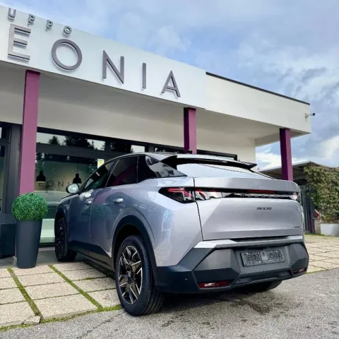 Peugeot 3008 1.2 hybrid GT 145cv e-dcs6 - Immagine 4