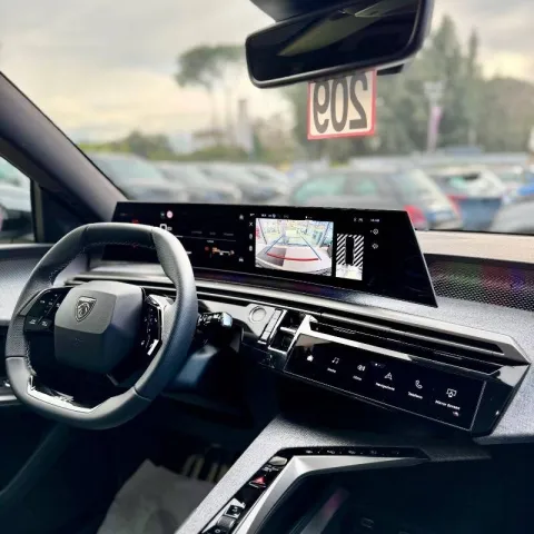Peugeot 3008 1.2 hybrid GT 145cv e-dcs6 - Immagine 14