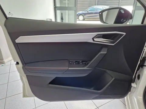 Seat Ibiza 1.0 ecotsi FR 95cv - Immagine 9