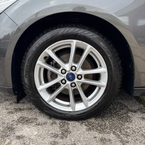 Ford Focus SW 1.5 tdci Business s&s 120cv - Immagine 15