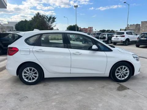 BMW 216i Active Tourer Advantage - Immagine 4