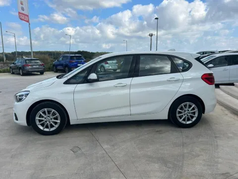 BMW 216i Active Tourer Advantage - Immagine 5