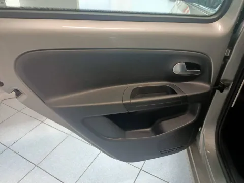 Volkswagen up! 5p 1.0 Move up! 60cv my20 - Immagine 18