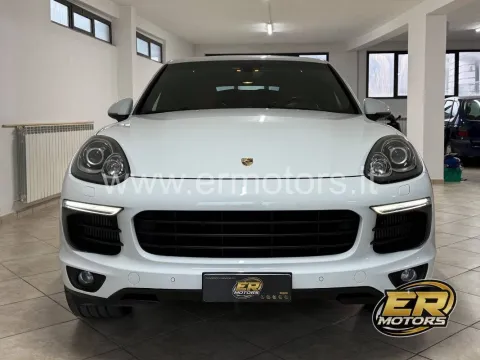 Porsche Cayenne 3.0 Platinum Edition tiptronic - Immagine 2