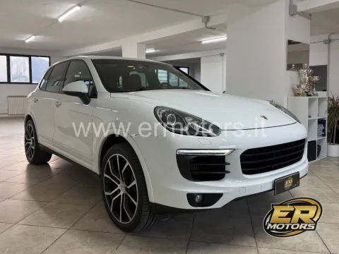 Porsche Cayenne 3.0 Platinum Edition tiptronic - Immagine 3