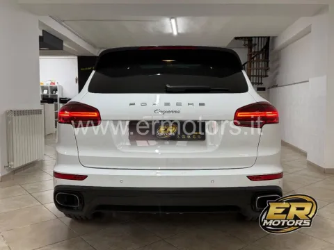 Porsche Cayenne 3.0 Platinum Edition tiptronic - Immagine 6
