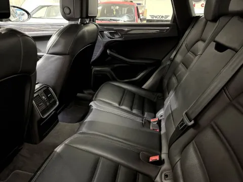 Porsche Macan 3.6 Turbo 400cv pdk my16 - Immagine 21