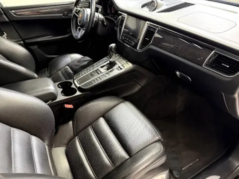 Porsche Macan 3.6 Turbo 400cv pdk my16 - Immagine 24