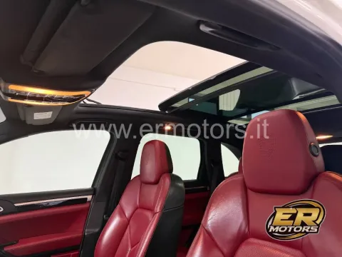 Porsche Cayenne 3.0 Platinum Edition tiptronic - Immagine 17