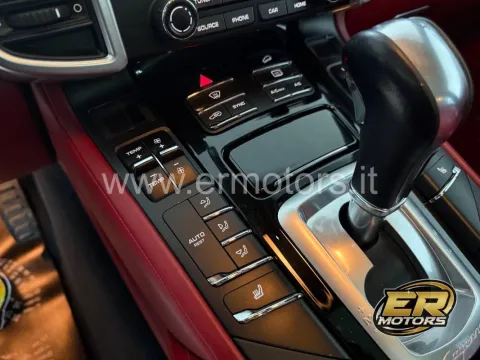 Porsche Cayenne 3.0 Platinum Edition tiptronic - Immagine 21