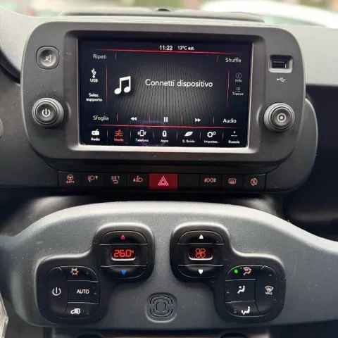 Fiat Panda 1.0 firefly hybrid Cross s&s 70cv 5p.ti - Immagine 10