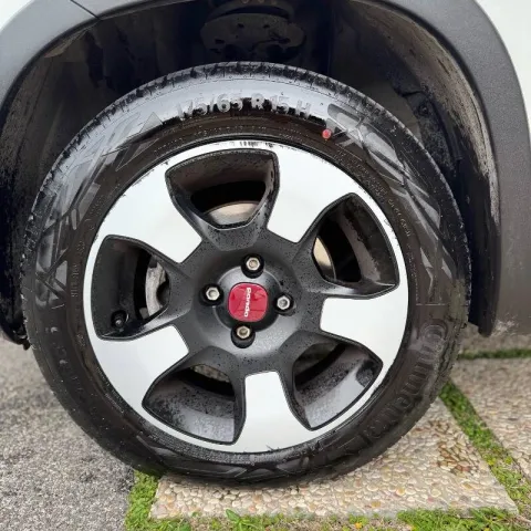 Fiat Panda 1.0 firefly hybrid Cross s&s 70cv 5p.ti - Immagine 19