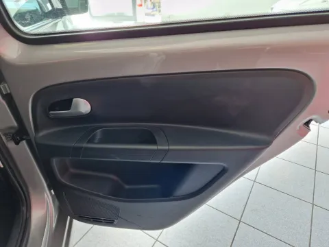 Volkswagen up! 5p 1.0 Move up! 60cv my20 - Immagine 15