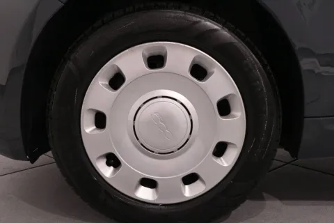 Fiat 500C 1.0 hybrid Cult 70cv - Immagine 32