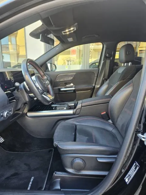 Mercedes GLA 180 d Premium auto - Immagine 7