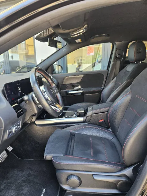 Mercedes GLA 180 d Premium auto - Immagine 7