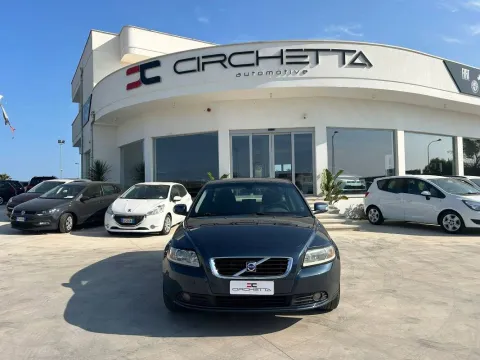 Volvo V50 1.8 flexifuel Kinetic - Immagine 1