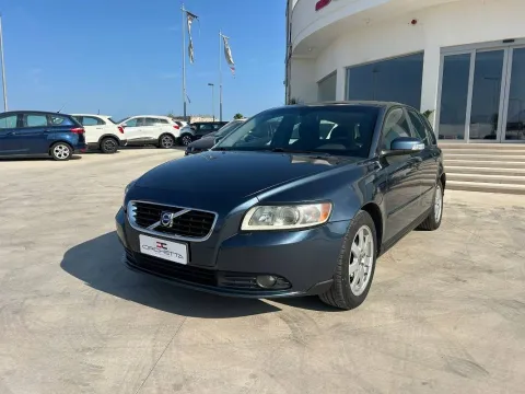 Volvo V50 1.8 flexifuel Kinetic - Immagine 3
