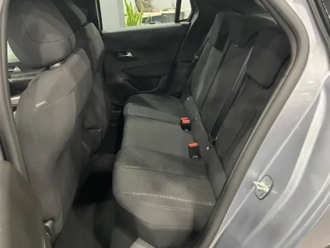 Lancia Ypsilon 1.2 mhev 110cv e-dct - Immagine 8