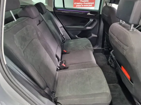 Volkswagen Tiguan 1.5 tsi Elegance 150cv dsg - Immagine 23