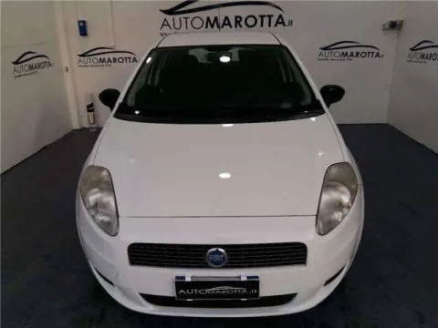 Fiat Grande Punto 5p 1.4 Active 77cv - Immagine 2