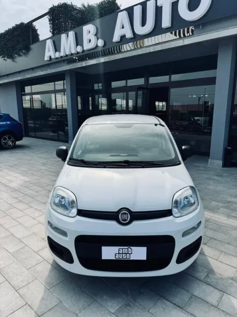 Fiat Panda 1.2 Lounge easypower Gpl 69cv my19 - Immagine 2