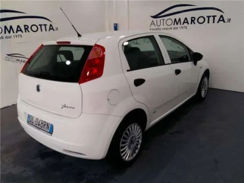 Fiat Grande Punto 5p 1.4 Active 77cv - Immagine 5
