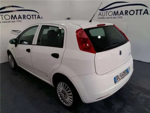 Fiat Grande Punto 5p 1.4 Active 77cv - Immagine 7