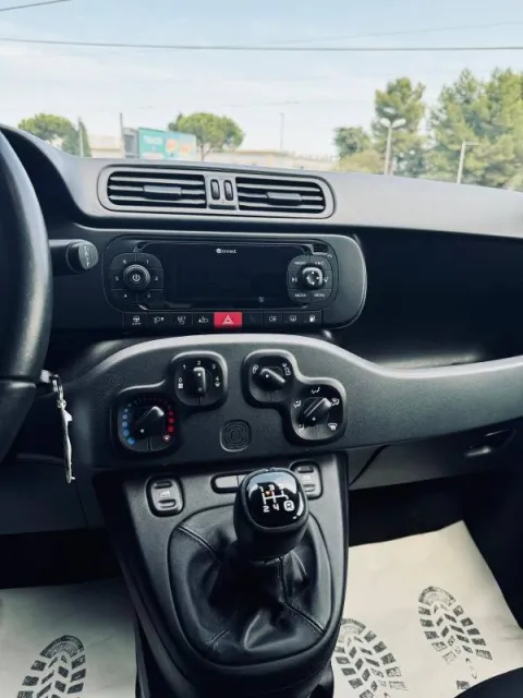 Fiat Panda 1.2 Lounge easypower Gpl 69cv my19 - Immagine 7