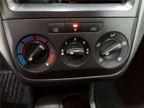 Fiat Grande Punto 5p 1.4 Active 77cv - Immagine 11