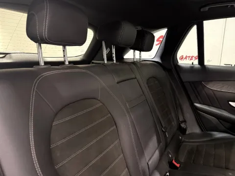 Mercedes GLC 220 d Sport 4matic auto - Immagine 14