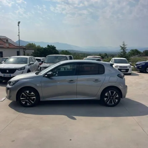 Peugeot 208 1.2 puretech Allure s&s 100cv - Immagine 8