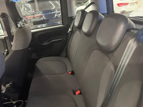 Fiat Panda 1.0 firefly hybrid s&s 70cv - Immagine 12