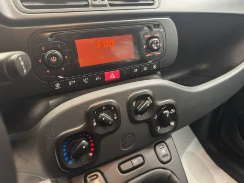 Fiat Panda 1.0 firefly hybrid s&s 70cv - Immagine 16