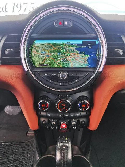 Mini Mini 1.5 Cooper D Hype Seven 5p auto - Immagine 10