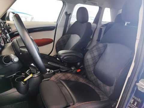 Mini Mini 1.5 Cooper D Hype Seven 5p auto - Immagine 13