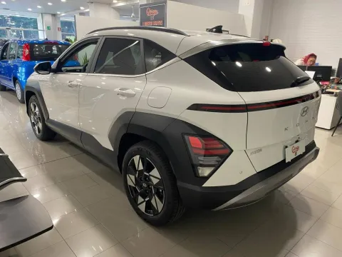 Hyundai Kona 64 kWh EV Exclusive - Immagine 4