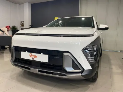 Hyundai Kona 64 kWh EV Exclusive - Immagine 5